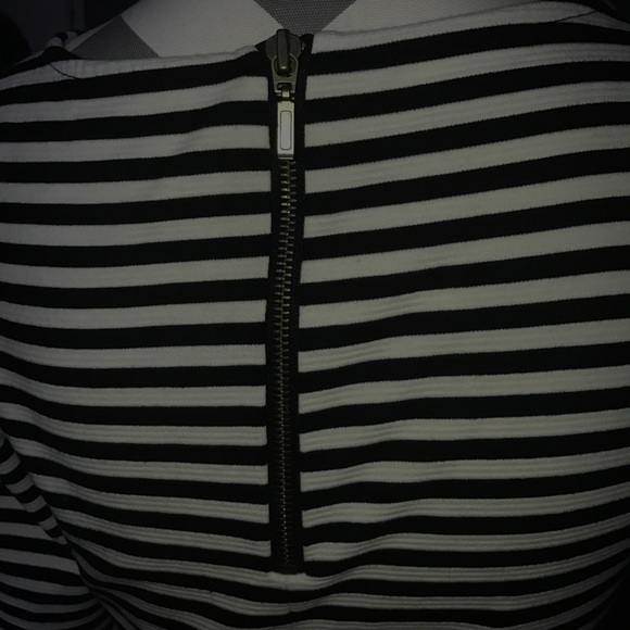 Black & White Striped Dress Old Navy - Picture 3 of 4
